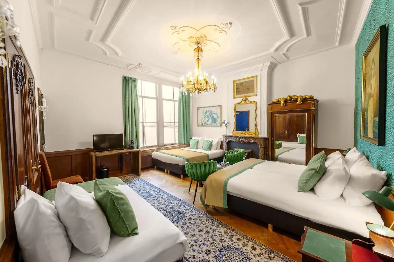 Hotel des Arts Amsterdam 3*,